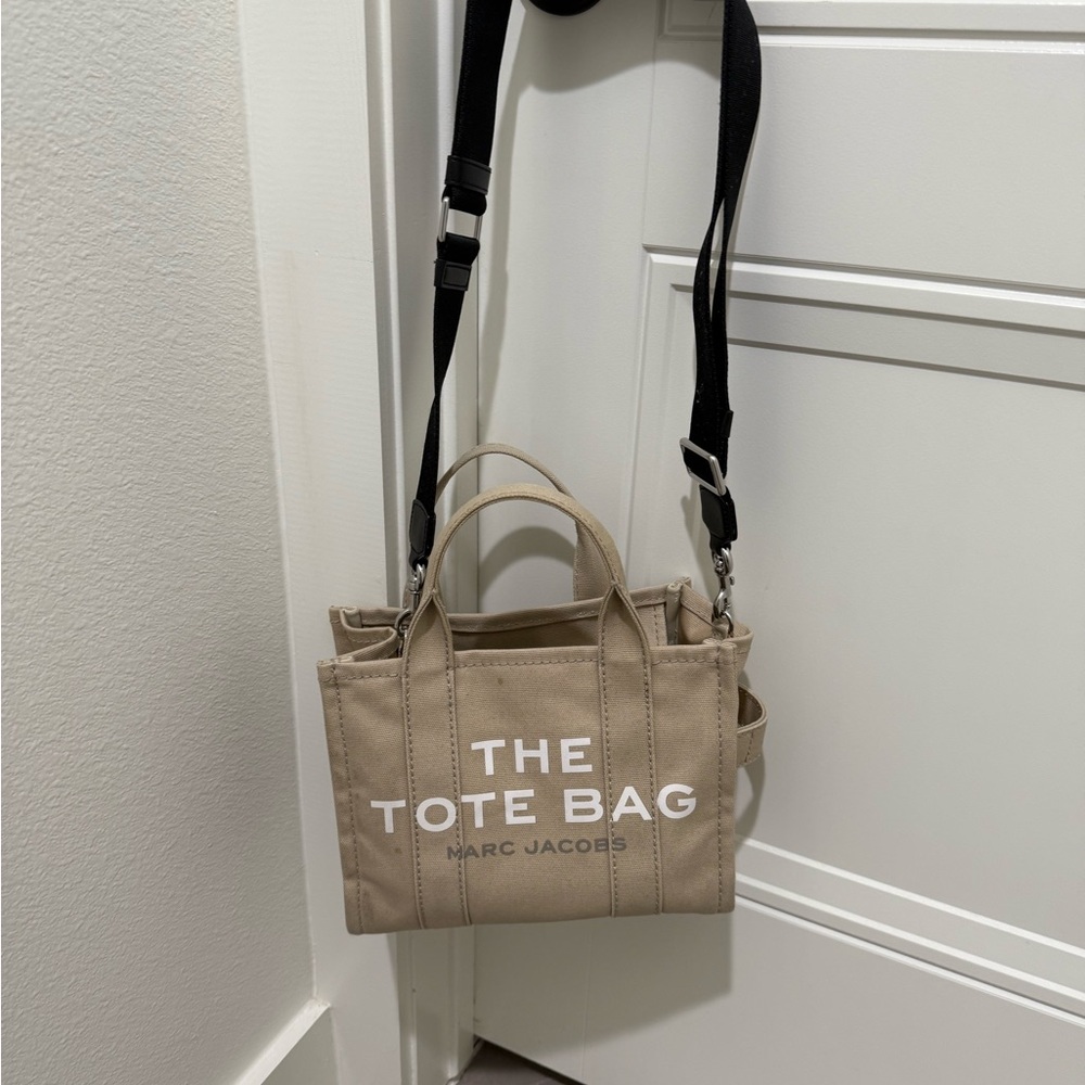 Marc Jacobs Small Tan The Tote Bag